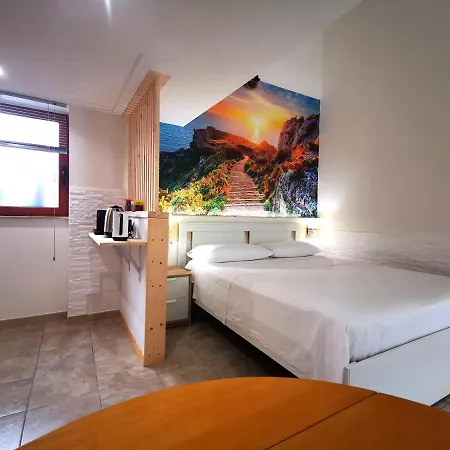 Guru House Apartamento *